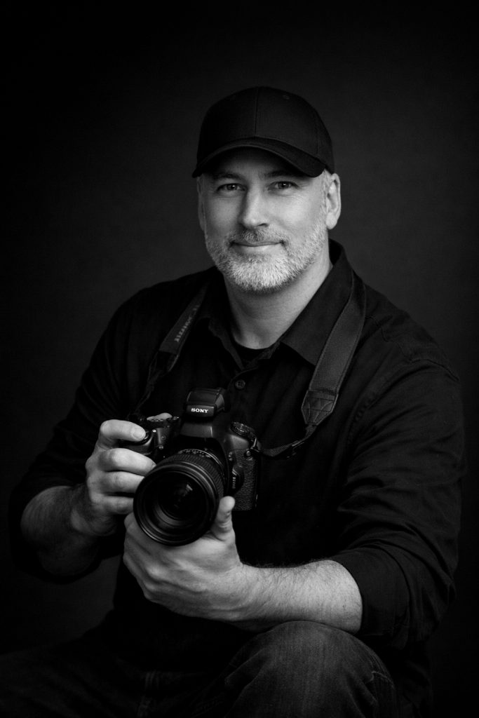 Portrait de Micka photographe professionnel au Mans en Sarthe